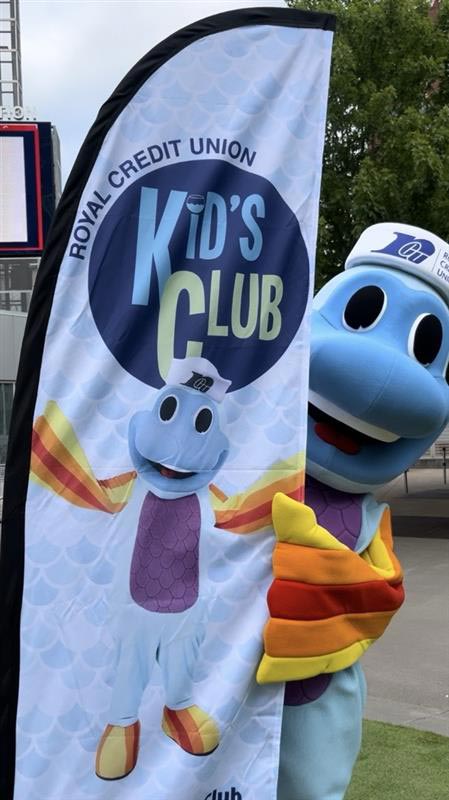 Photo of Savin' Sammy at an event