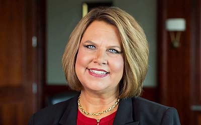 Photo of Jenn McHugh